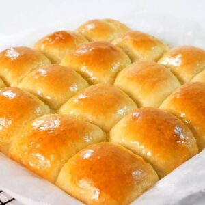 Sweet Hawaiian Bread Rolls Recipe