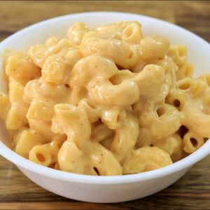 Easy 3-Ingredient Mac and Cheese Recipe (One Pot)