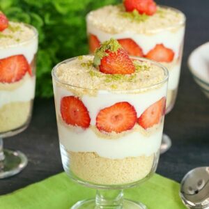The Best Strawberry Pudding Recipe 🍓🔝 | Strawberry Magnolia