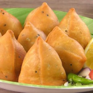 Aloo Samosa/ Punjabi Samosa/ Bengali Singara Recipe by Tiffin Box |  samosa recipe with frozen tips