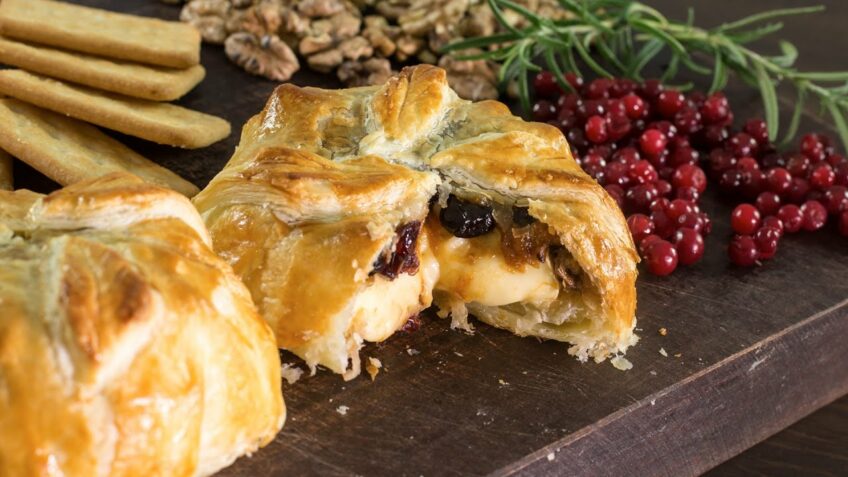 Baked Brie in Puff Pastry Recipe