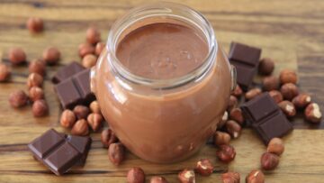 How to Make Homemade Nutella | Chocolate Hazelnut Spread Recipe