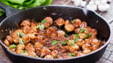 Sauteed Mushrooms with Caramelized Onion Recipe