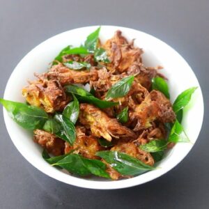 Crispy Onion Pakoda – Easy To Make Kanda Bhaji Recipe – Ulli Vada – Tea Time Snacks | Skinny Recipes