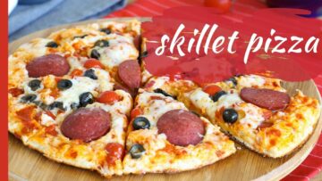 No Knead No Bake SKILLET PIZZA | How to Make Pizza Without an Oven?