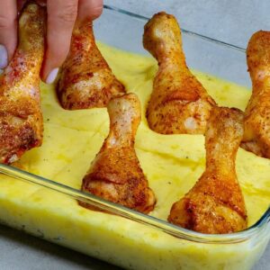 Don’t TORMENT yourself! Prepare the MASHED POTATOES with CHICKEN in only one TRAY!