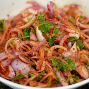 कांद्याची तोंडी लावण्याची झटपट रेसीपी | Onion Salad Recipe | Latika Nimbalkar