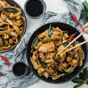 Thai Drunken Noodles Recipe (Pad Kee Mao) » Easy Weeknight Dish