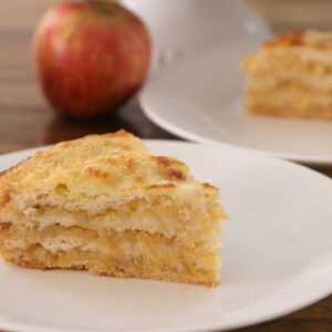 Easy Apple Layer Cake Recipe