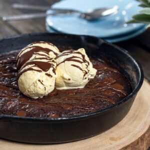 Easy (Cast Iron) Skillet Brownie