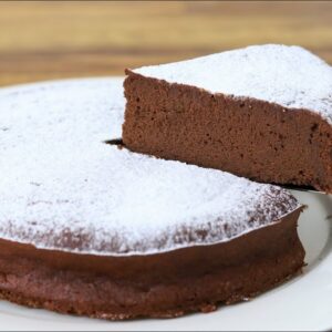 2-Ingredient Chocolate Cake Recipe