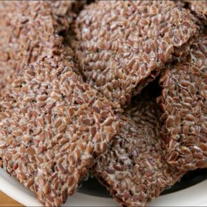 Healthy Flaxseed Crackers | Low Carb & Gluten Free Crackers