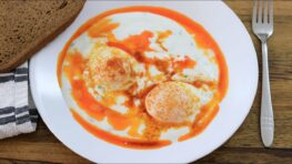 Turkish Eggs Recipe (Cilbir)