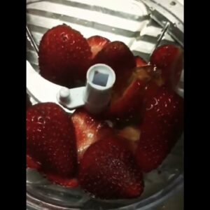 how to make delicious juice recipe strawberry & honey  super healthy easy ideas