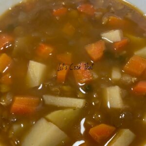 HOW TO MAKE A DELICIOUS LENTIL AND VEGGIE SOUP
