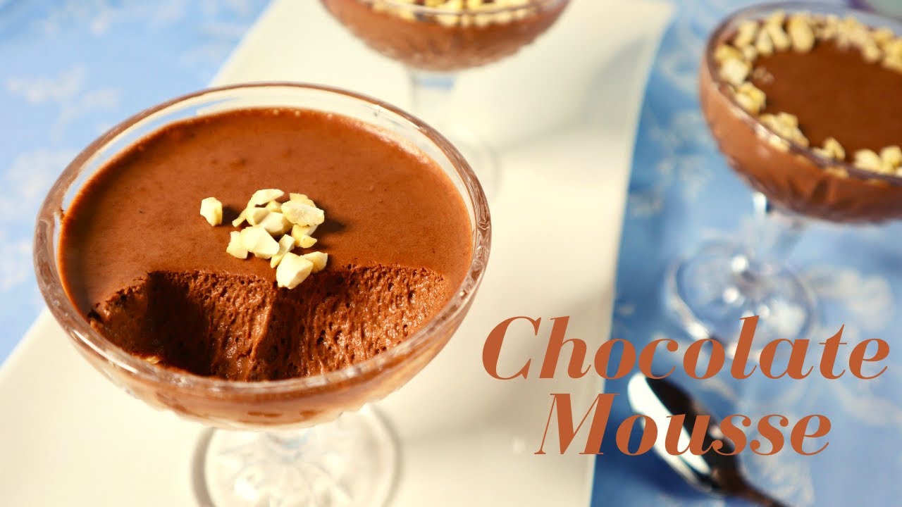 Chocolate Mousse | Classic Chocolate Mousse recipe - Table and Flavor