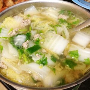 Soup Recipes : Quick & Easy Chinese Cabbage Soup Recipe