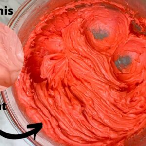 How To Get BRIGHT RED BUTTERCREAM | No Additional Food Colouring