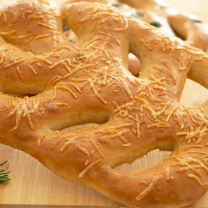 No Kneading No Sugar Homemade Bread Fougasse — Taste of Provence 👍🏻