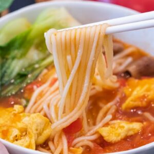 Tomato Egg Noodle Soup | 15 Minute Dinner Recipe