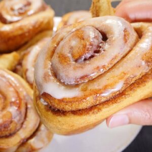 Pillsbury Grands Cinnamon Rolls – Better than Cinnabon?!