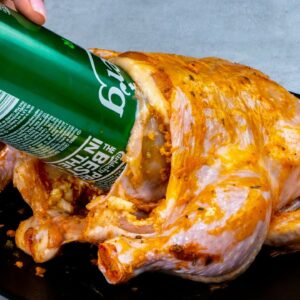 Don’t pour the beer in the glass! Bake the tastiest chicken directly on the dose