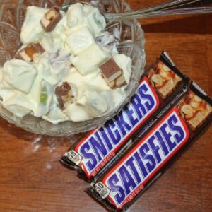 Snickers Salad Recipe – Only FIVE Ingredients!