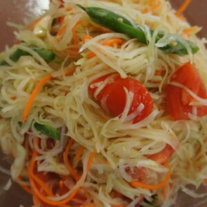 How to Make Easy Papaya Salad