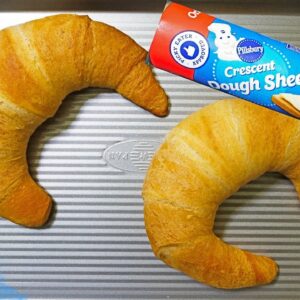 Pillsbury Crescent Dough Sheet (learn How to make big Crescent rolls)