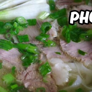 PHO BO – Vietnamese Beef Noodle Soup Recipe | Helen’s Recipes