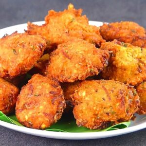 Lentil Piyaju Recipe by Tiffin Box | Dal Piyaji | Pakora | Ramadan Special