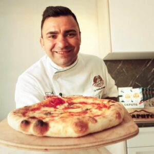 Pizza napoletana fatta in casa: la ricetta di Davide Civitiello