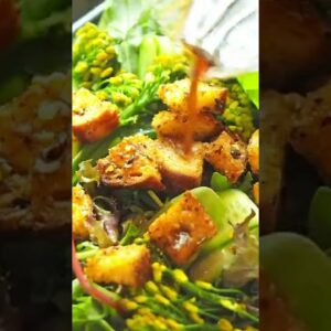 Crunchy Chili Croutons | Asian influenced crouton salad recipe: The recipe in the description 👉