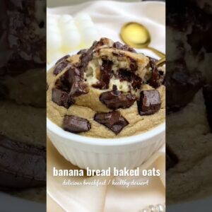 banana bread baked oats✨ recipe linked in the comments #healthyrecipes #glutenfree #breakfast #vegan