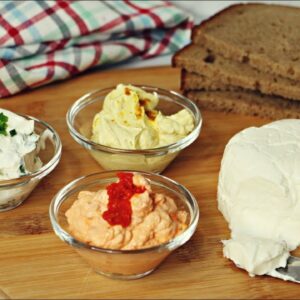 Frischkäse aus Joghurt einfach selber machen – nur 2 Zutaten – Labneh Rezept – Labneh recipe