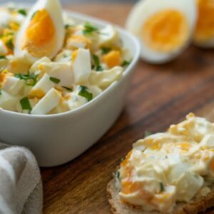 Leckerer Eiersalat – ein leckeres und schnelles Rezept zum Osterbrunch