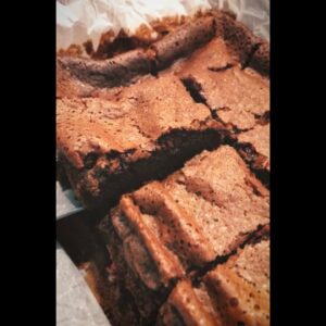 Chocolade brownie-recept met 2 ingrediënten | #Shorts