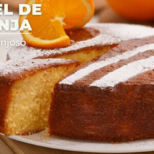 Pastel de naranja,  una receta de pastel suave, esponjoso y húmedo, tan fácil que te sorprenderá