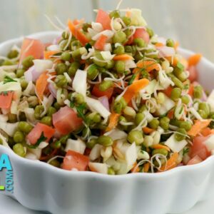 अंकुरित मूंग का सलाद (Sprouted Moong Salad / Diabetic Recipe) by Tarla Dalal