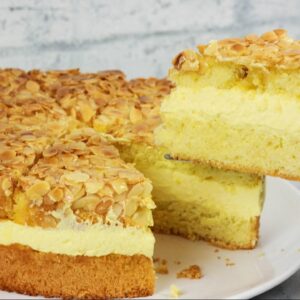 BESTES Bienenstich Rezept – Bienenstich Torte mit Vanillecreme