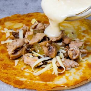 You can’t stop at one! Creamy pancakes with chicken and mushrooms