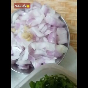 पहाड़ी लहसुनी पालक दाल😋 recipe in #shorts for ingredients see below👇 #palakdaal #palakrecipe #viral
