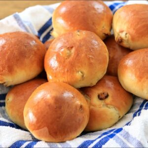 Raisins Buns Recipe | How to Make Raisins Rolls