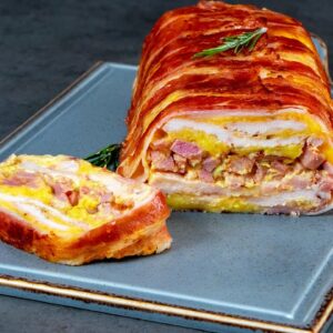 A recipe to save any festive meal. Terrine made of chicken, bacon and pressed cheese