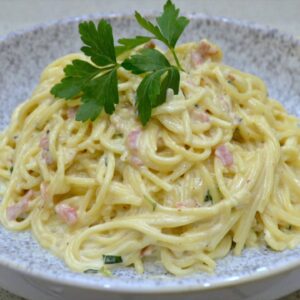 Easy Cheesy Creamy Spaghetti Carbonara *Non-Traditional*