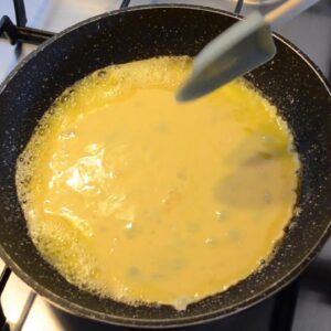 How To Scramble Eggs Perfectly