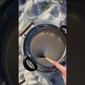 Is i sneen – opskrift på softice lavet på sne og salt