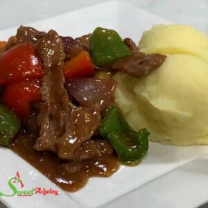 THE BEST PEPPER STEAK RECIPE YOU WILL EVER MAKE | DINNER IN UNDER 30 MINUTES | BEEF SAUCE