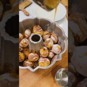 This monkey bread is the recipe to make for Christmas morning! #shorts