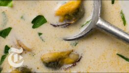 Billi Bi: Craig Claiborne’s Mussel Soup Recipe | The New York Times
